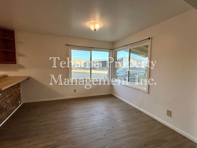 Building Photo - Country home on a Rural Farm in Corning.