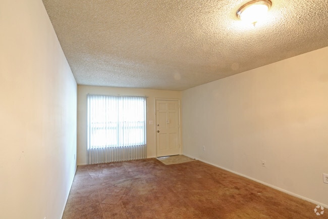 Living Room - Foxcroft Apartments
