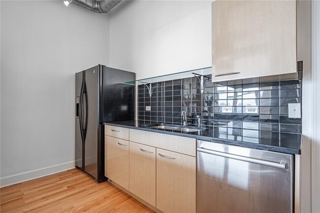 Foto del edificio - 3820 Roswell Rd NE