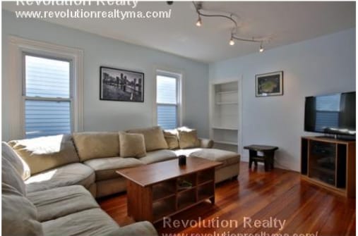 Building Photo - 46 Middle St