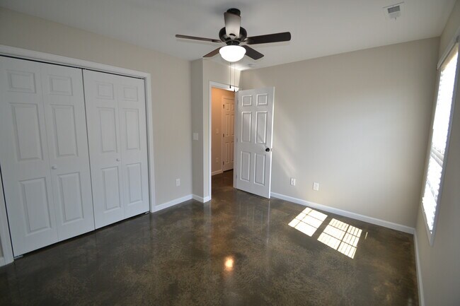 Foto del edificio - 4429 Dillbrook Ln