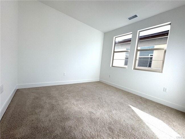 Foto del edificio - 5168 Solace Dr