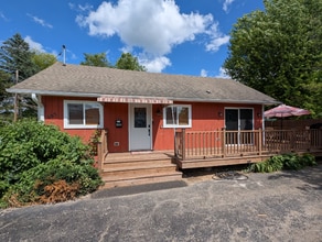 Building Photo - 605 Vincent Rd