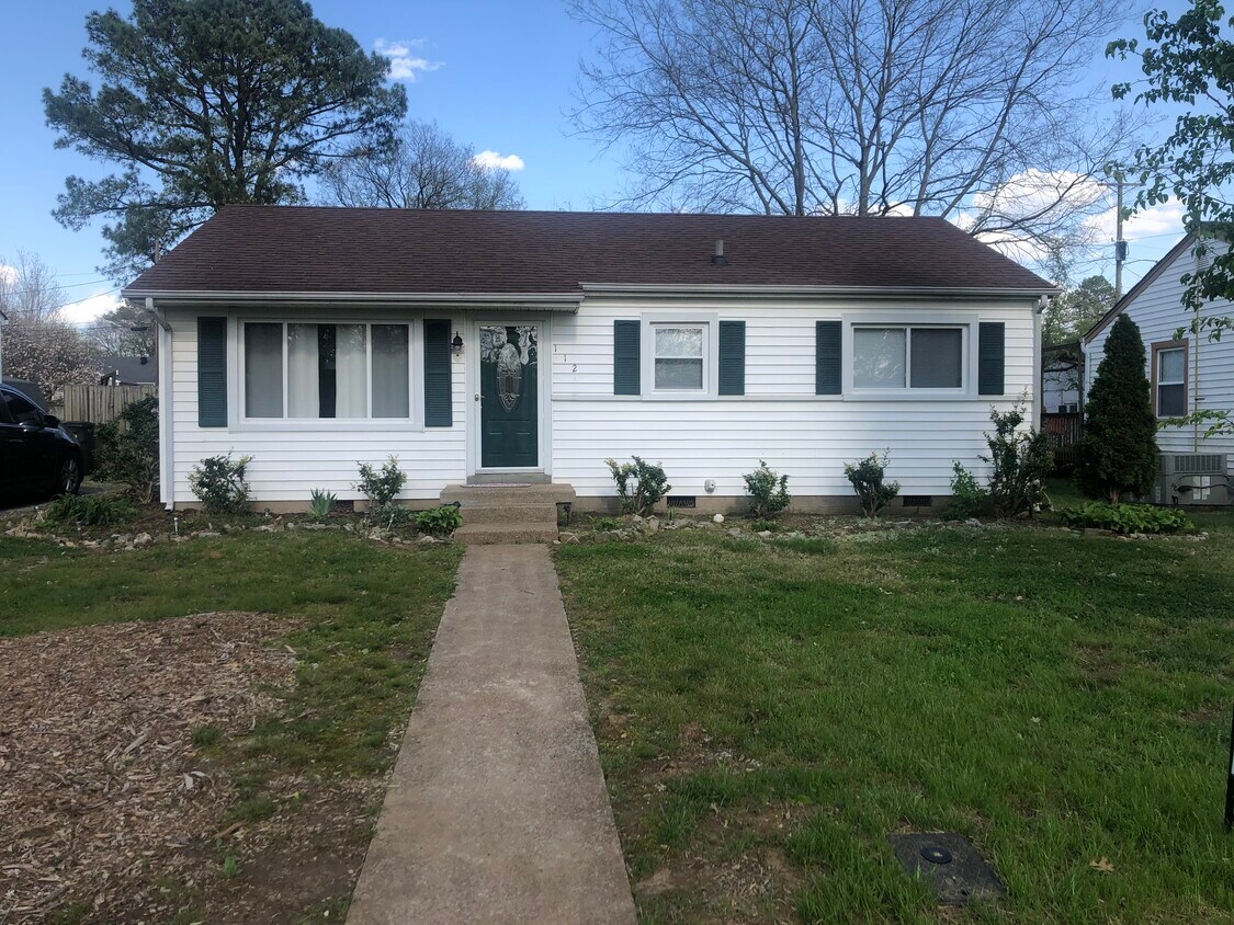 112 Duncan St, Gallatin, TN 37066 House Rental in Gallatin, TN