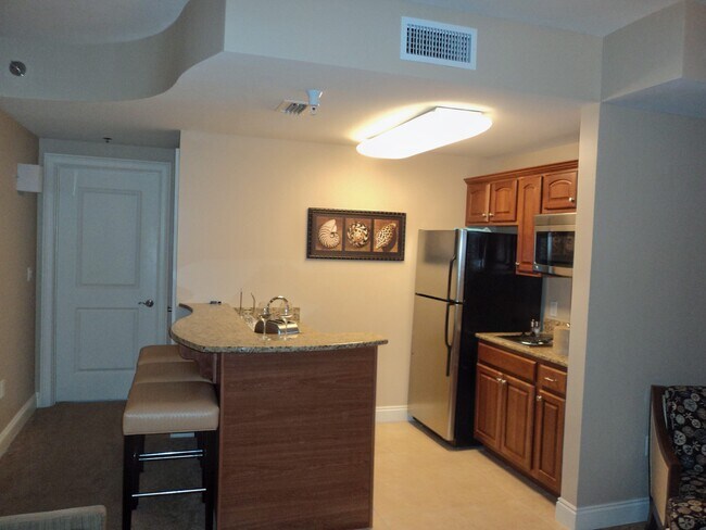 Kitchen - 114 Carillon Market St