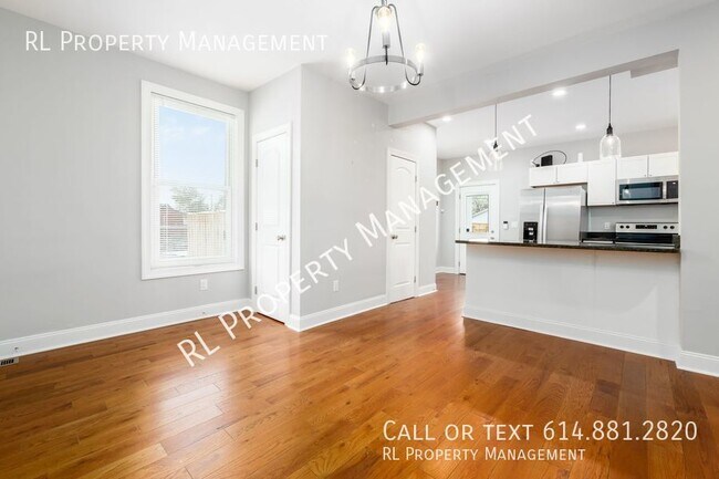Building Photo - WAIVED APPLICATION FEE(S) WITH SIGNED LEAS...