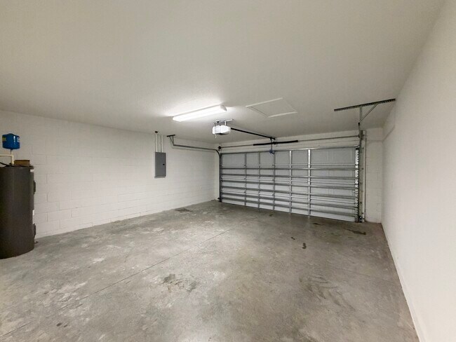 Foto del edificio - 2330 W Juan Vega Ln