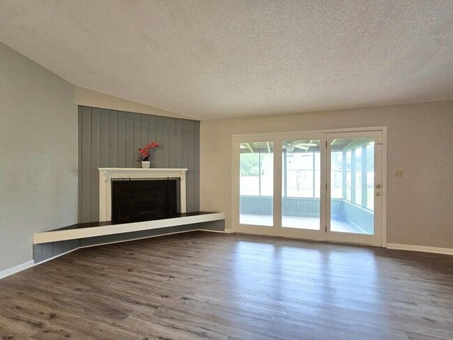 Foto del edificio - 4604 Dillwyn Dr