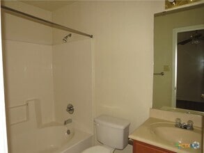 Building Photo - 1602 Dugger Cir