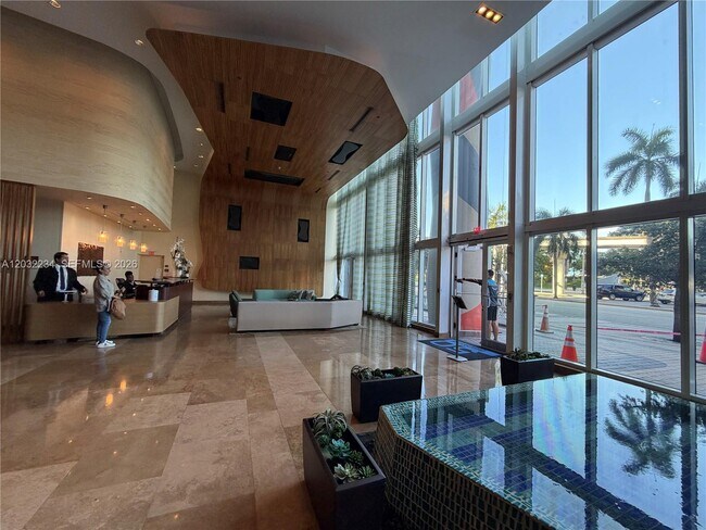 Building Photo - 50 Biscayne Blvd