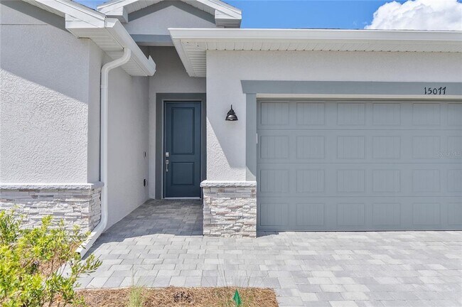 Foto del edificio - 15077 Anchorage Rd