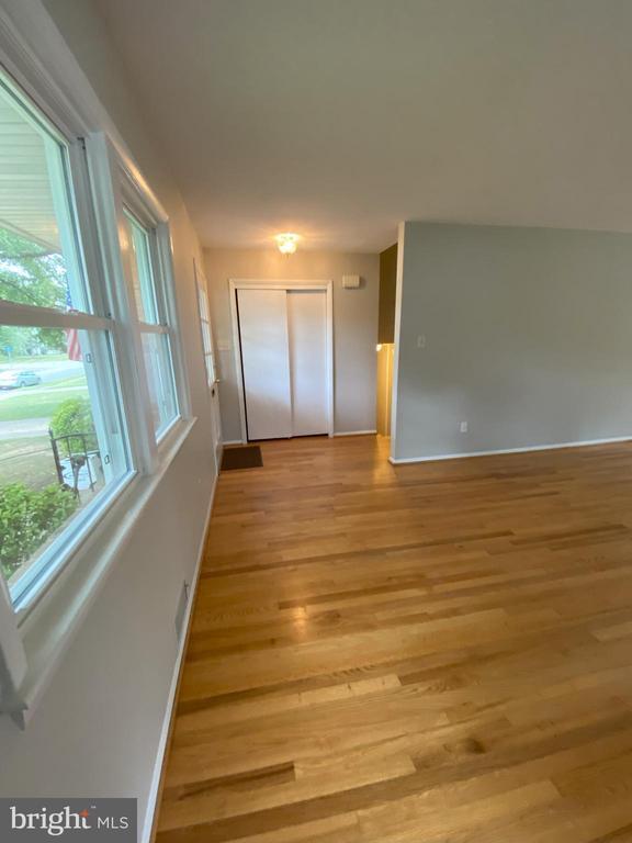 Foto del edificio - 8412 Culver Pl