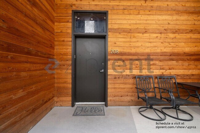 Foto del edificio - 1801 2nd Ave N