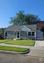 Building Photo - 1406 Avenue B