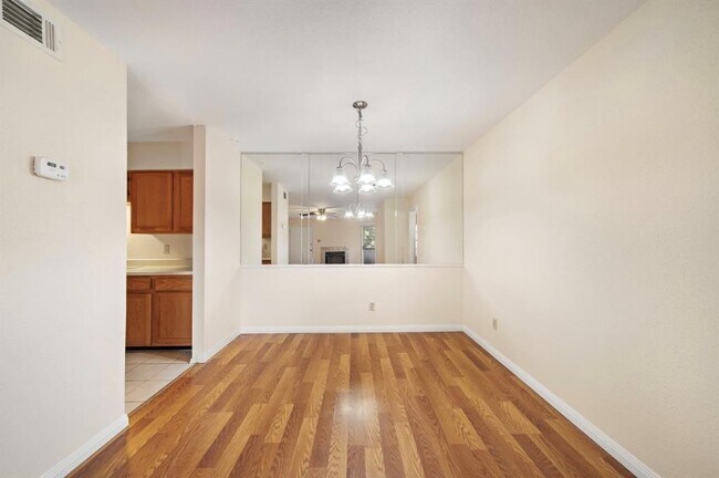 Foto del edificio - 9797 Leawood Blvd
