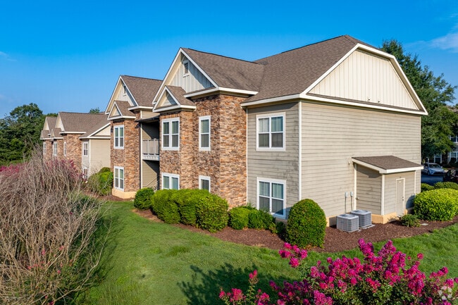 Building Photo - Ballantyne Commons of Augusta