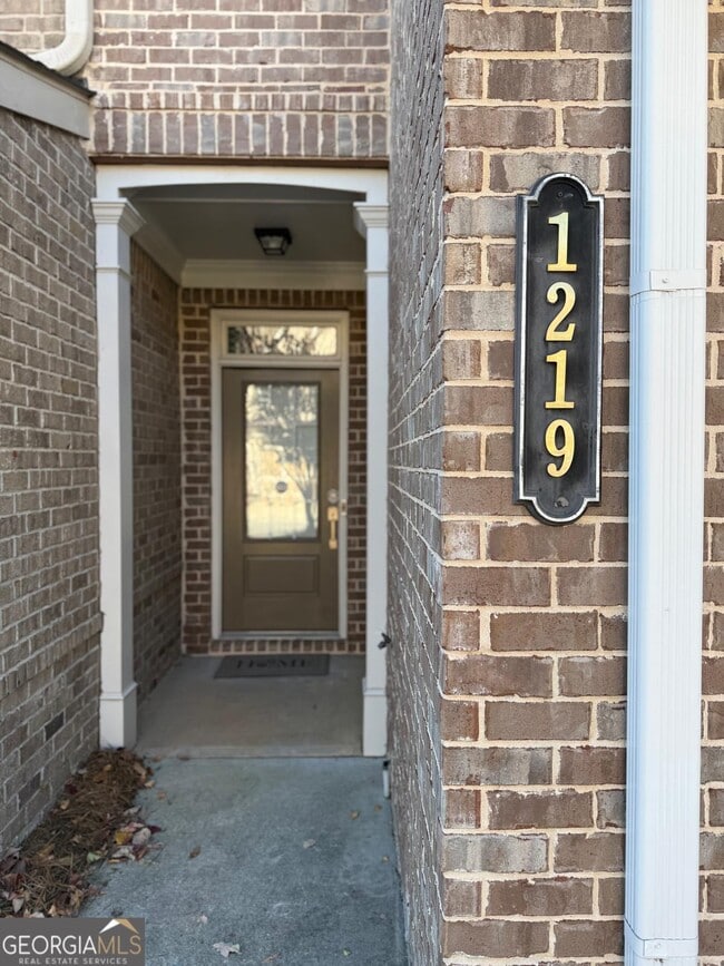 Building Photo - 1219 Fischer Trace