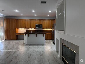 Building Photo - 28552 Silverking Trail