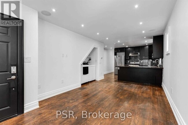 Building Photo - 114 Braemar Ave
