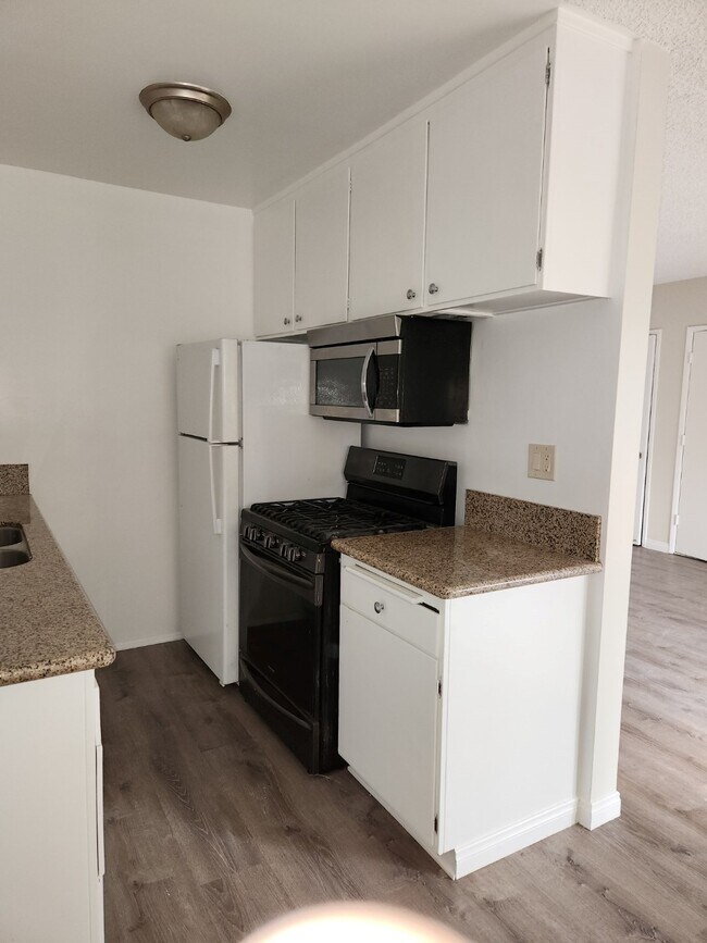 Foto del edificio - 174 N Mar Vista Ave
