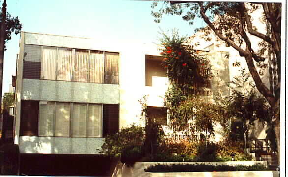 Building Photo - 225 S Reeves Dr