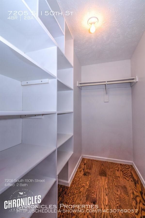 Foto del edificio - 7205 S 150th St