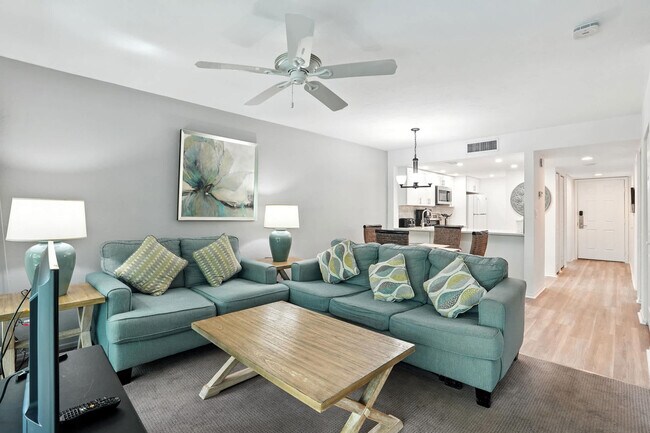 Foto del edificio - 600 Neapolitan Way