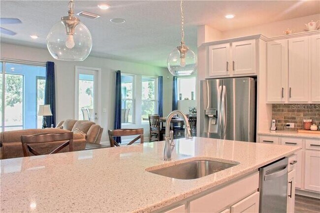 Building Photo - 5507 Gavella Cove