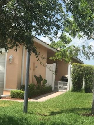 Building Photo - 9516 SW Flowermound Cir