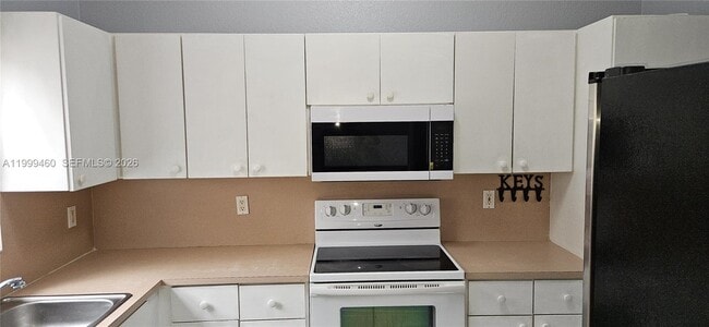 Foto del edificio - 6993 W 5th Ct