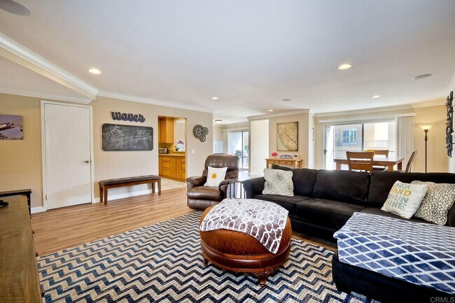 Building Photo - Resort Style 2 Bed 2 1/2 Bath Condo Oasis ...