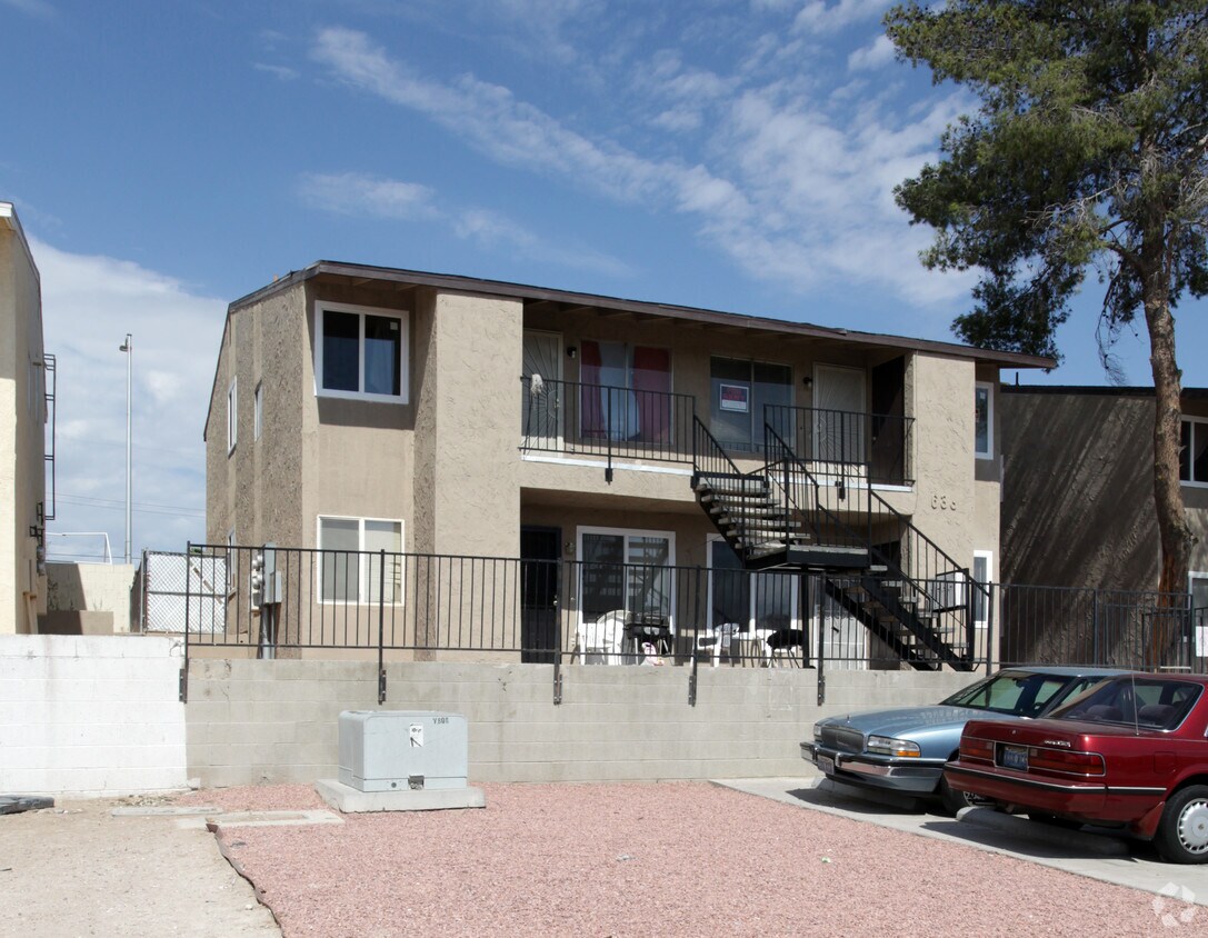 Foto del edificio - 633-641 N 12th St