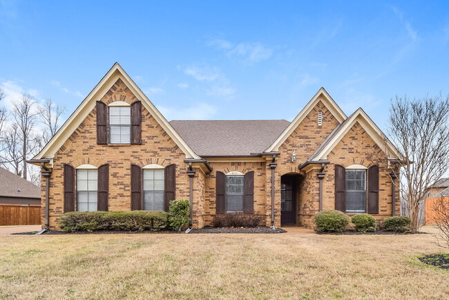 Building Photo - 6010 Abigail Bluffs Cove