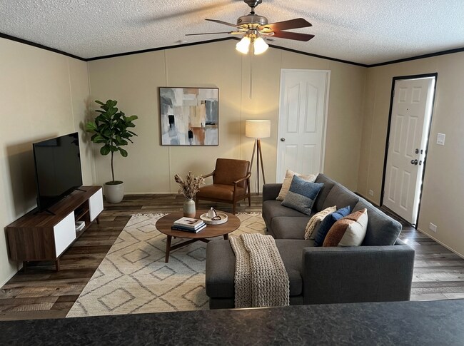 Foto del edificio - 709 N Collins Fwy