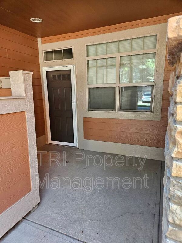 Building Photo - 4101 Crittendon Lane