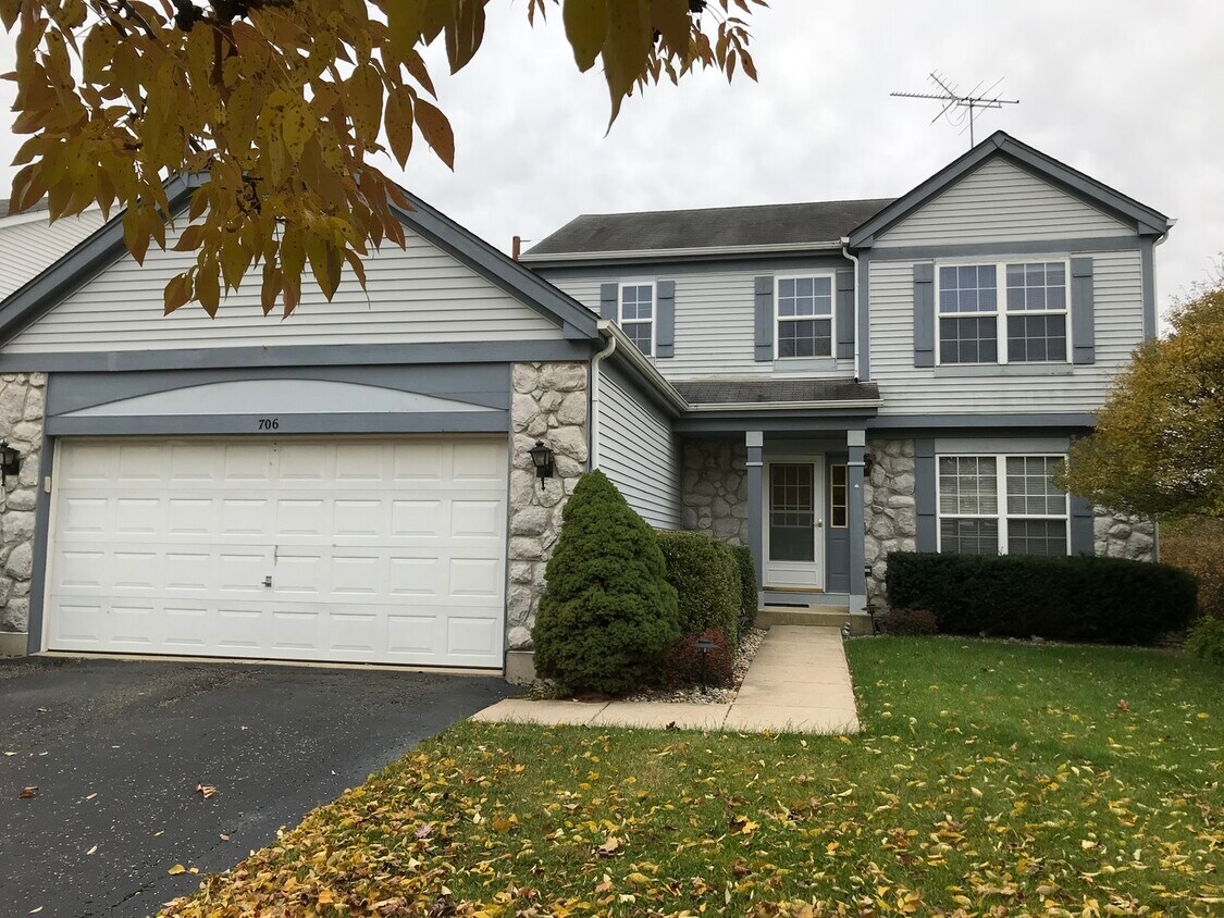 706 Rebecca Ln, Bolingbrook, IL 60440 House Rental in Bolingbrook, IL