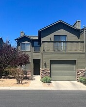 Building Photo - 1120 Leaf Ln