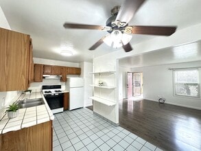 Building Photo - 1800 Sixth St