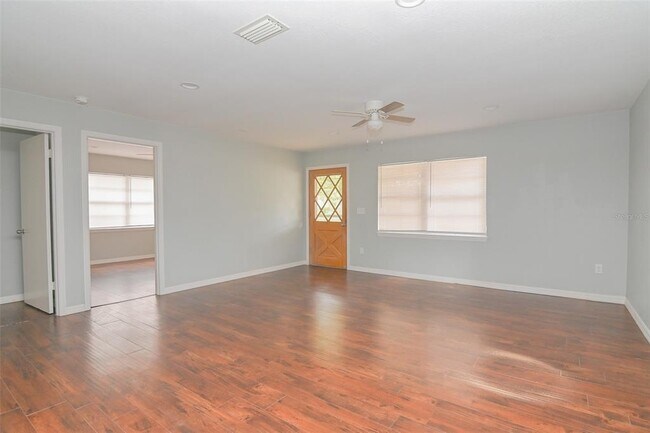 Building Photo - 127 Sevilla St