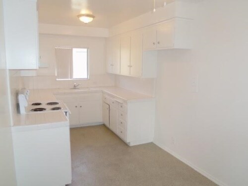Building Photo - 13608 Kornblum Ave