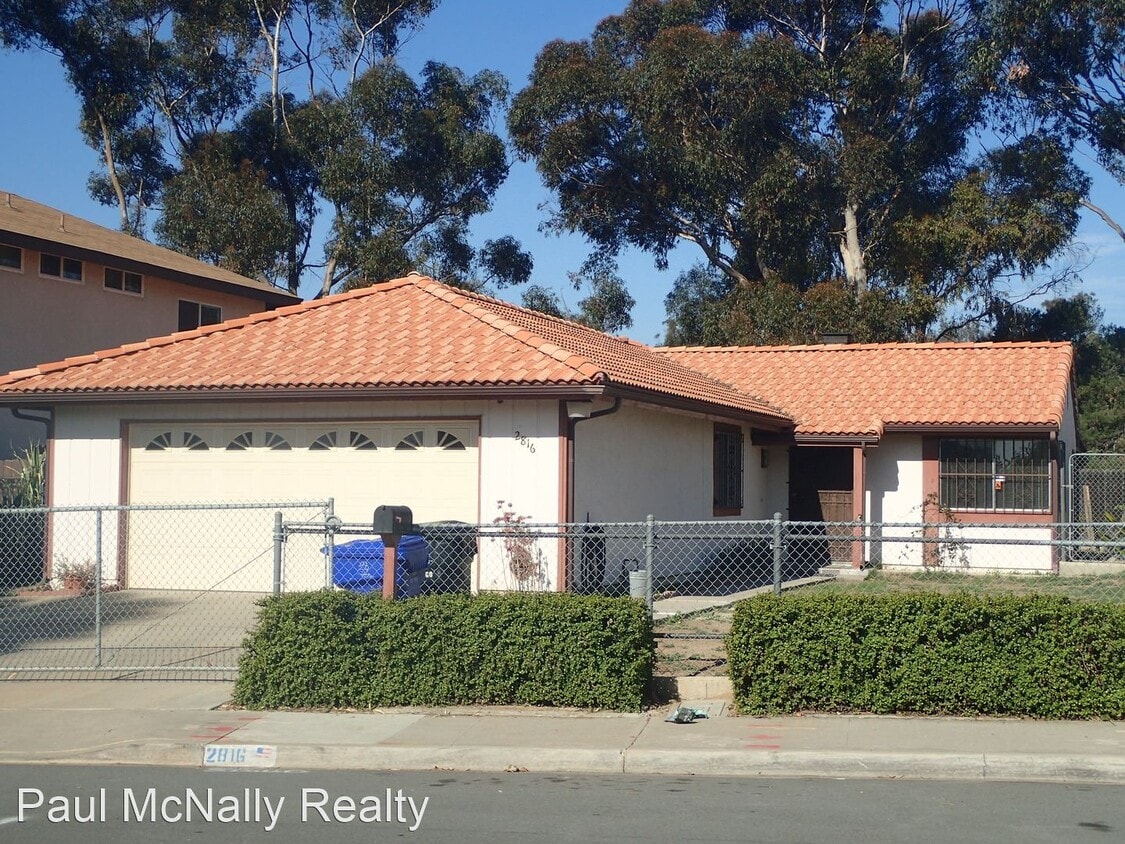 3 br, 2 bath House 2816 Via Suspiro House Rental in San Ysidro, CA