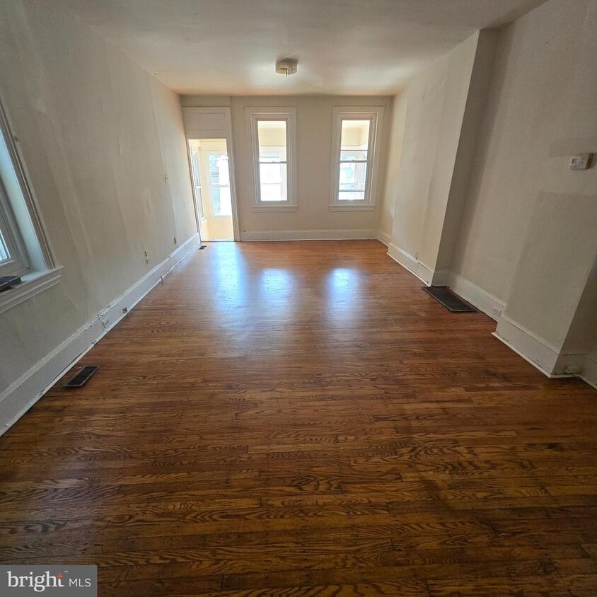 Foto principal - 4506 Leiper St