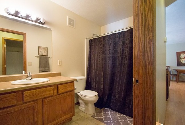 Bathroom - 1726 S 9th Ave