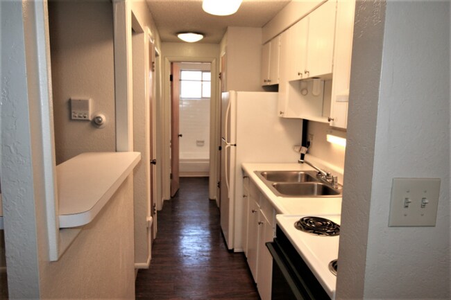 Foto del edificio - 840 N Washington St