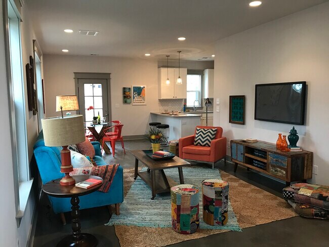 Foto del edificio - 1719A Nubell Street