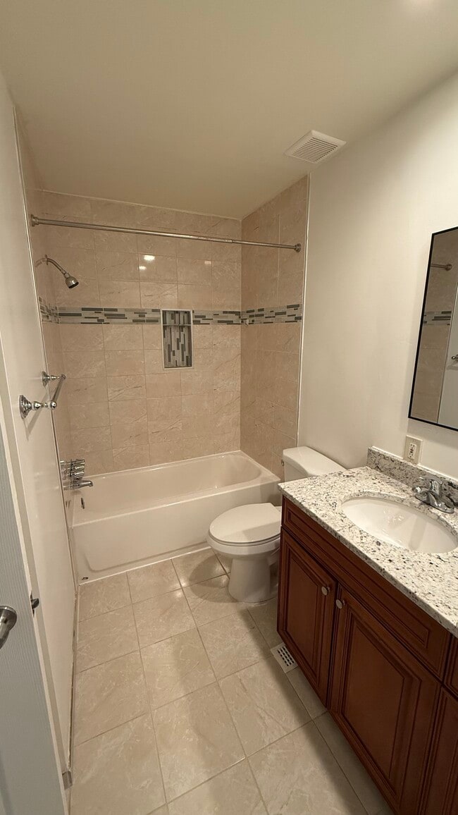 Foto del edificio - 7415 Fountain Head Dr