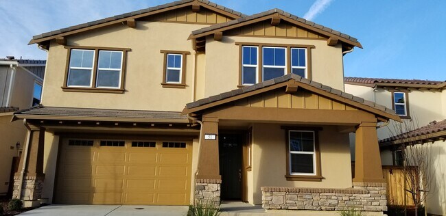 Foto del edificio - 51 Baird Cir