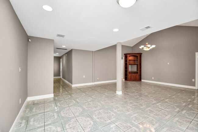 Building Photo - 3503 Nayland Rock Dr