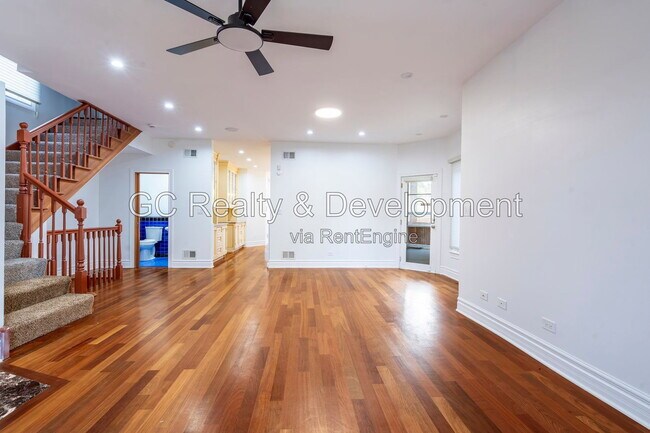 Foto del edificio - 3735 N Tripp Ave