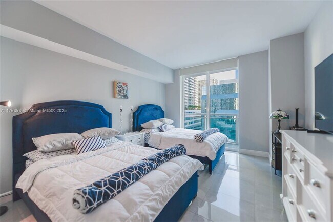 Foto del edificio - 951 Brickell Ave